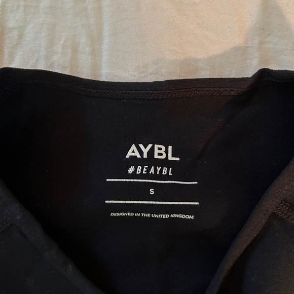 ABYL long sleeve cropped workout top - Picture 2 of 4